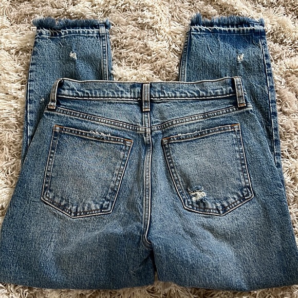 Abercrombie & Fitch High Rise Mom Jeans (distressed) - Picture 5 of 5